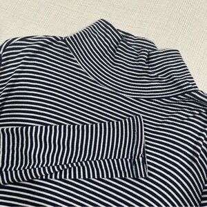Jones New York Striped Navy & White Lightweight Turtleneck Sweater Size Small